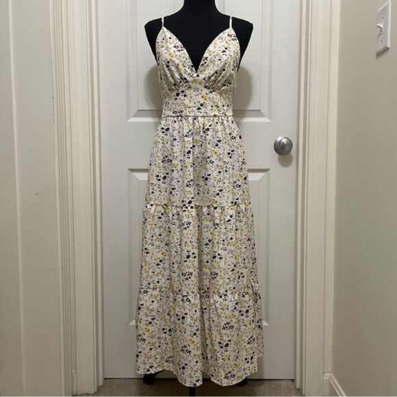 Shein Sun Dress Maxi Tiered Skirt Open‎ Back Cream Ditsy Floral Print Medium - Picture 1 of 8